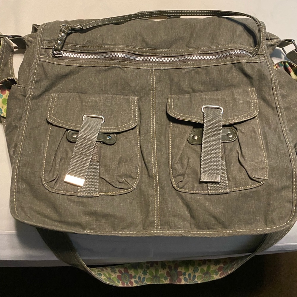 💚 Canvas messenger bag